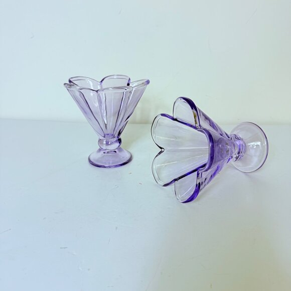 VTG Purple Lavender Glass Cup Set of 2 Petal Decor Lilac Cocktail Glass Dessert - Picture 16 of 16